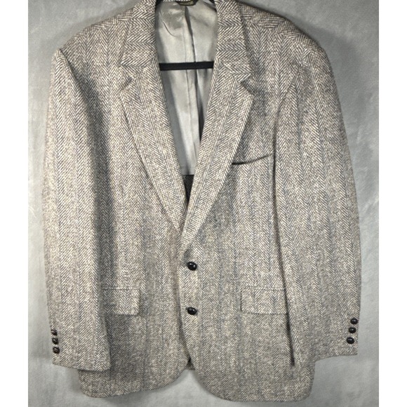 Harris Tweed Herringbone Wool Blazer Men's 44R Gray Classic Preppy Irish Jacket
